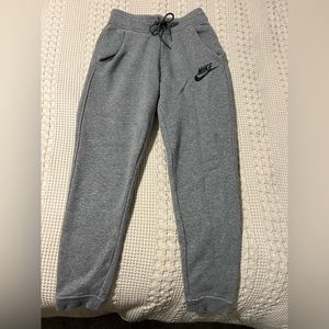Women’s XS Nike Joggers